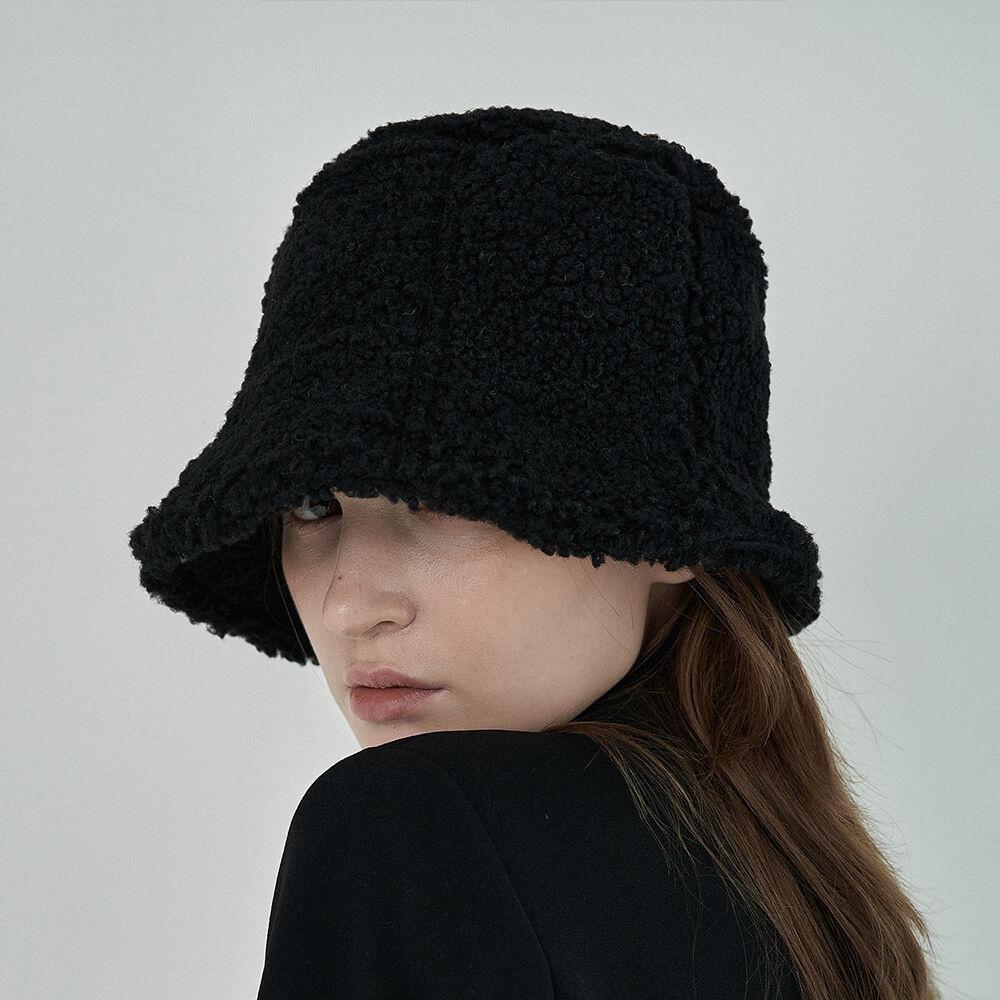 Bubble Hat - black, ivory, cocoa