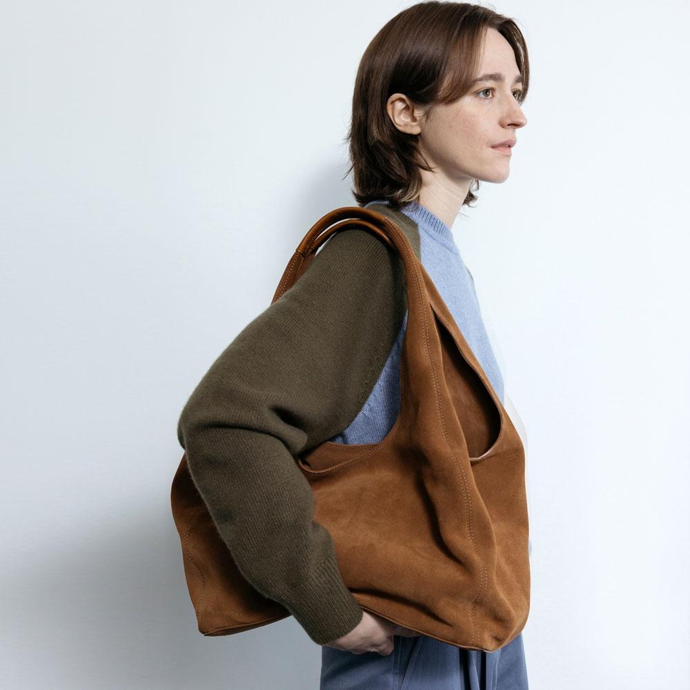 Beak Bag in Camel