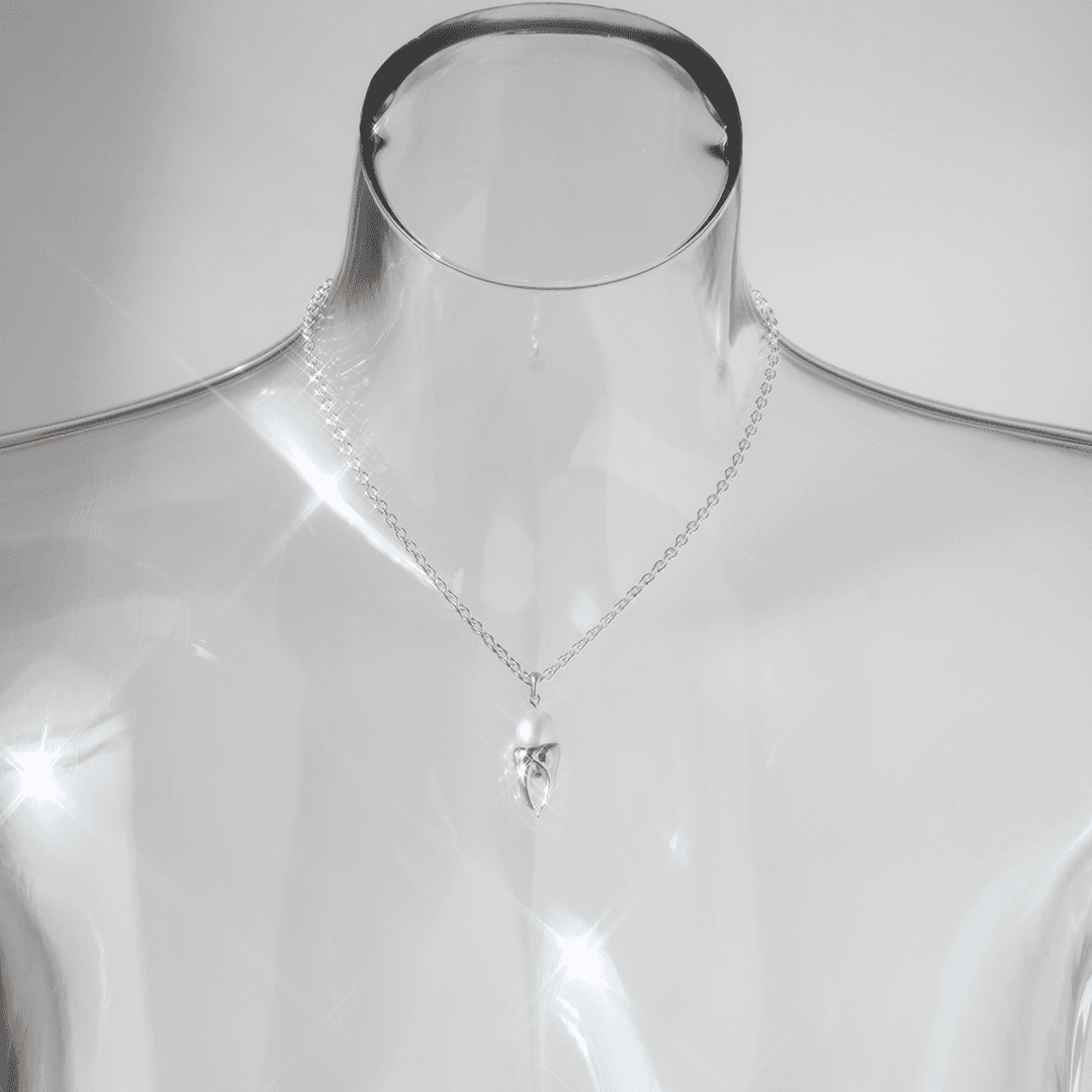 Teeth necklace (pearl)