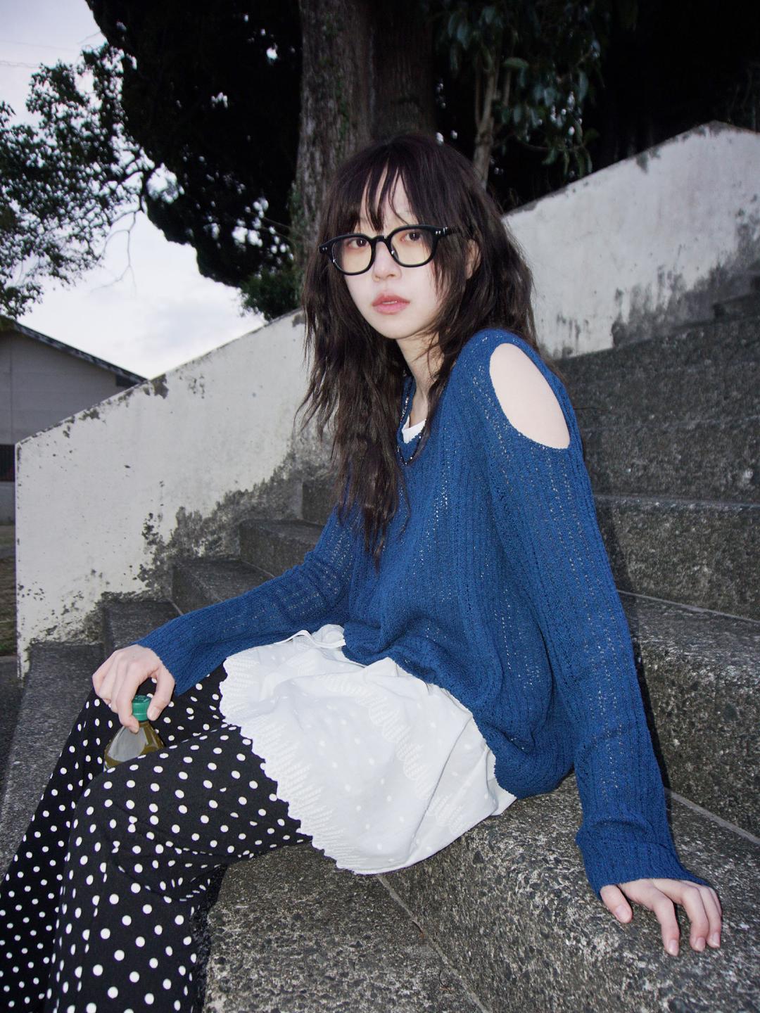 김아홉 허쉬 어깨 트임 쿨NT