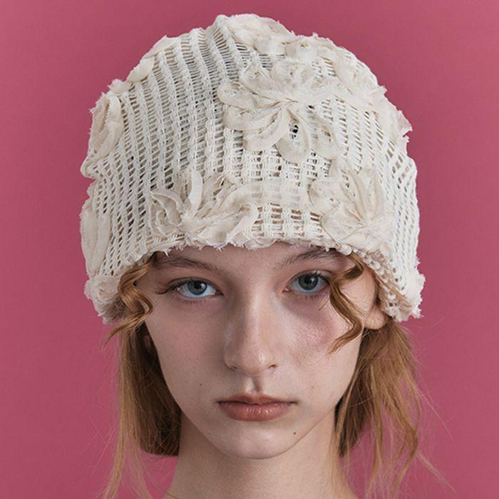 ROSA KNIT BEANIE IN IVORY