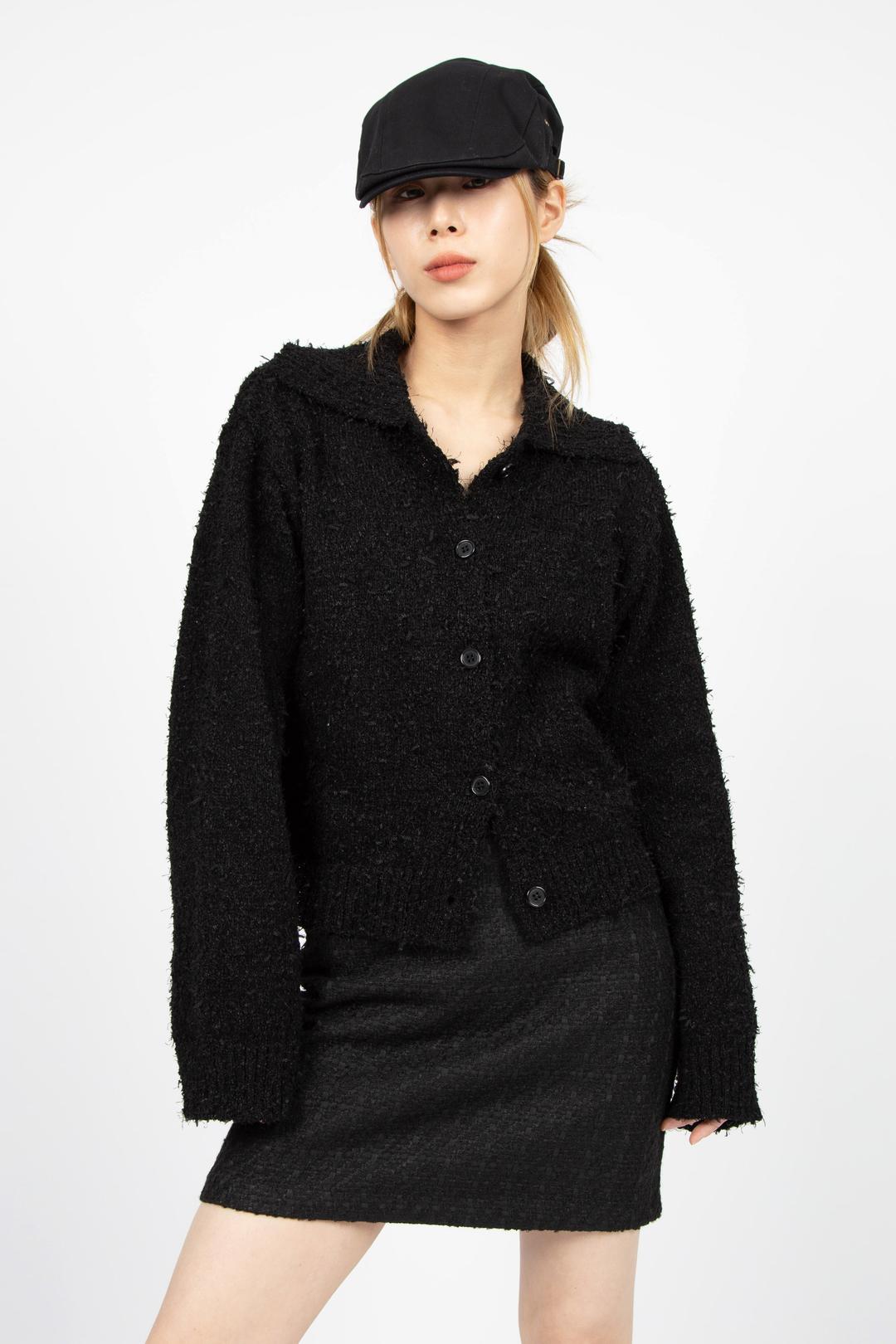 LOVEY COLLAR CARDIGAN