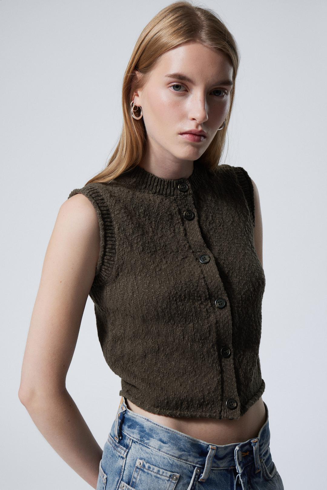 Knitted Single-Breasted Vest
