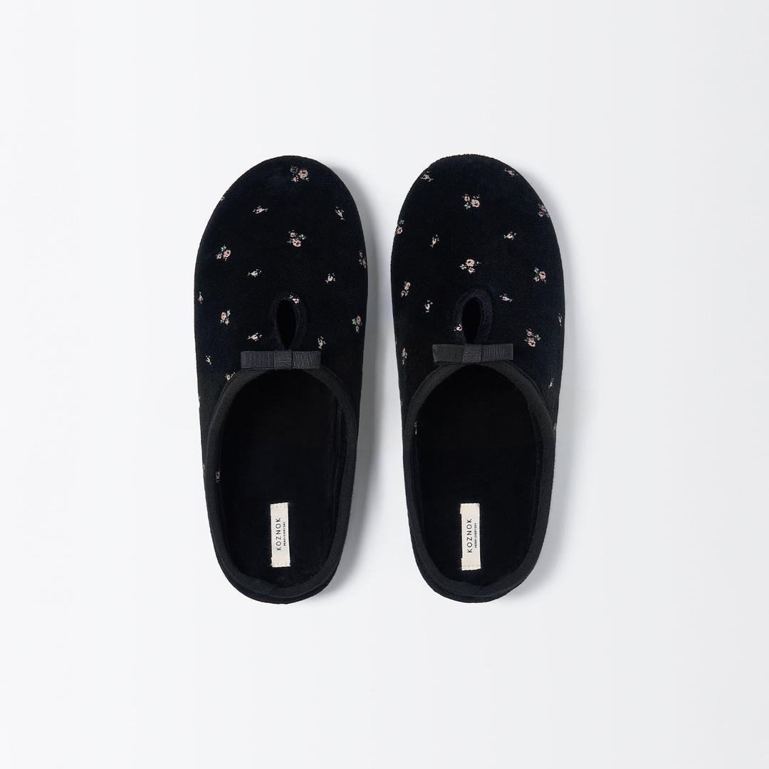 도슨 플라워 벨벳 여성 룸 슬리퍼 층간소음 실내 거실화 보온 겨울 블랙