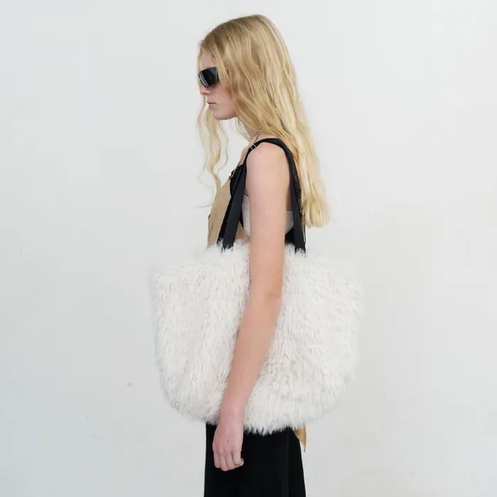 [2nd] Sleepy fur tote bag - ivory