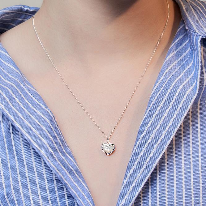[29단독]nacre heart necklace