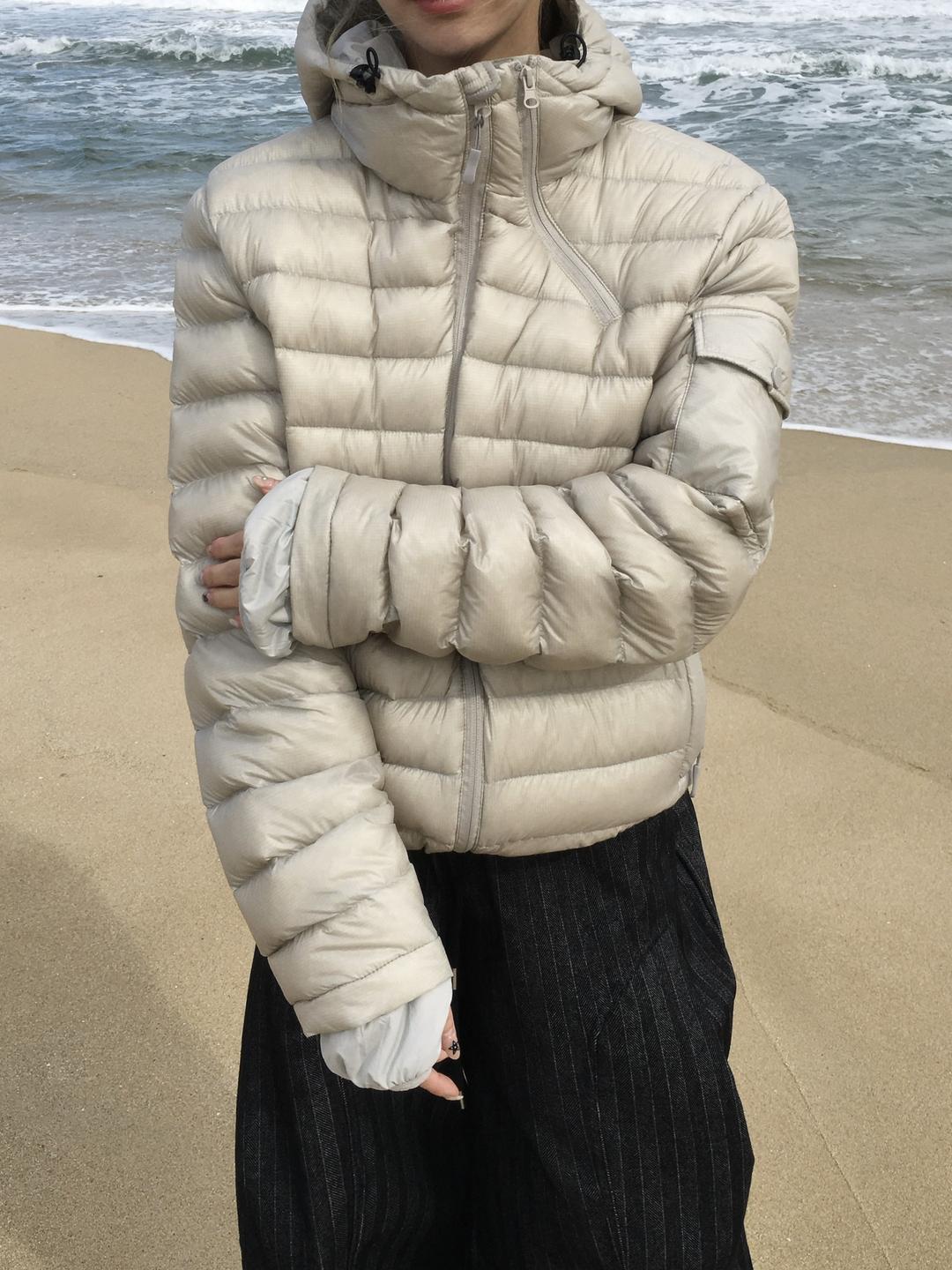 [필파워 600] 아토믹 프리미엄 다운 후드 경량패딩 (4c)