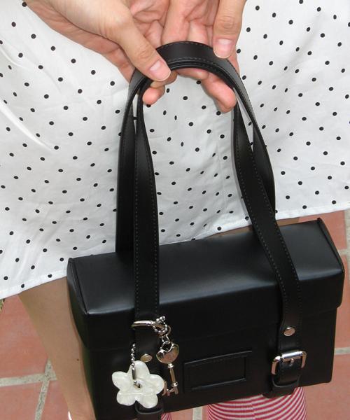 SQUARE BUCKLE MINI BAG BLACK