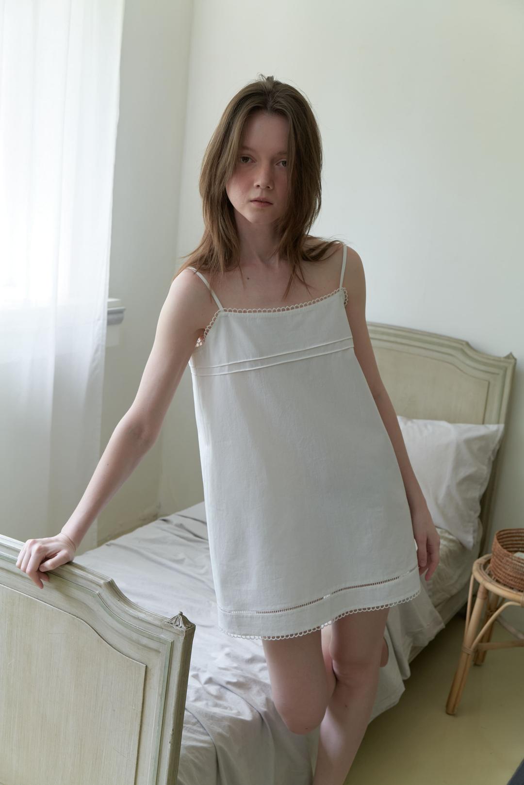 Organic sleeveless dress - White