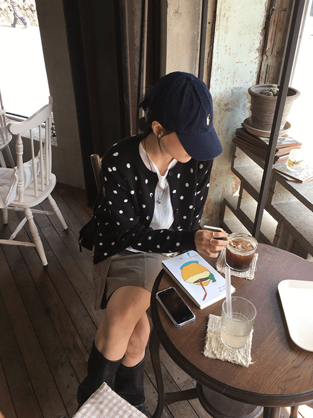 도클 땡땡이 도트 가디건 (2color)