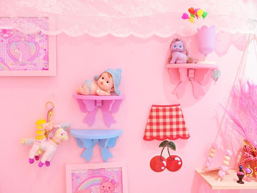 B786 러블리 리본 벽걸이 인테리어소품 페어리계 장식 스탠드 선반