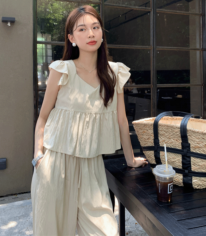 브이루아 ★[만렙&고퀄🌹Big Sale!! 💖] 다이아몬드 팬츠 투피스세트 / 나시 탑 블라우스 + 캐주얼 와이드 팬츠 투피스세트★민소매 /밴딩/바지셋업/개강룩/휴양지/휴가지/비치/해변
