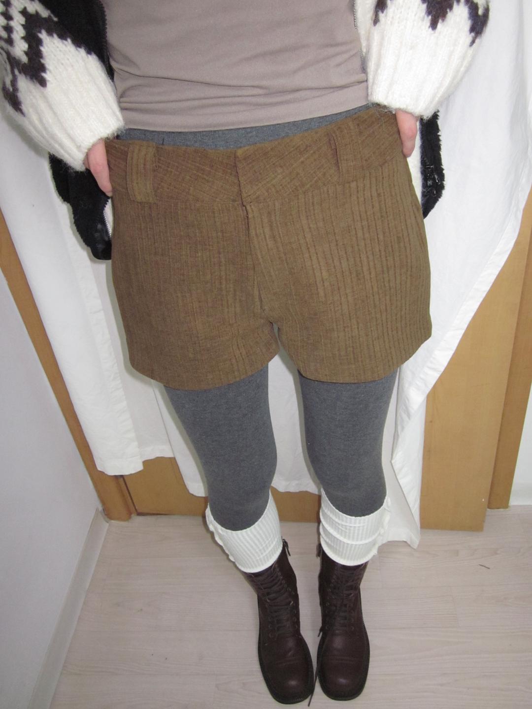 브라운 골덴 쇼츠