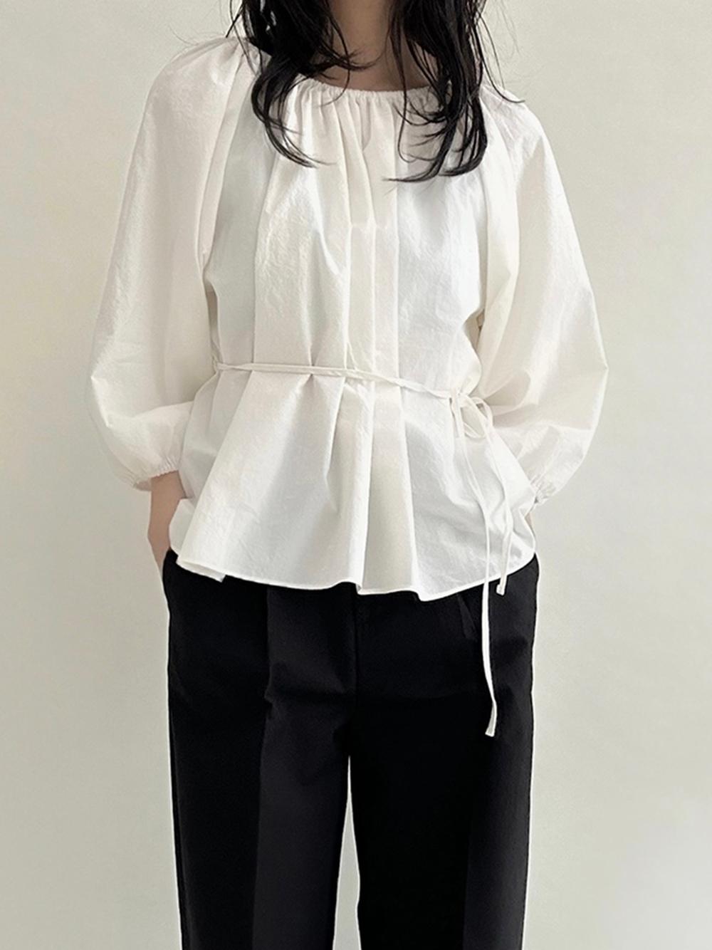 프라이데이재즈 볼륨 셔링 블라우스