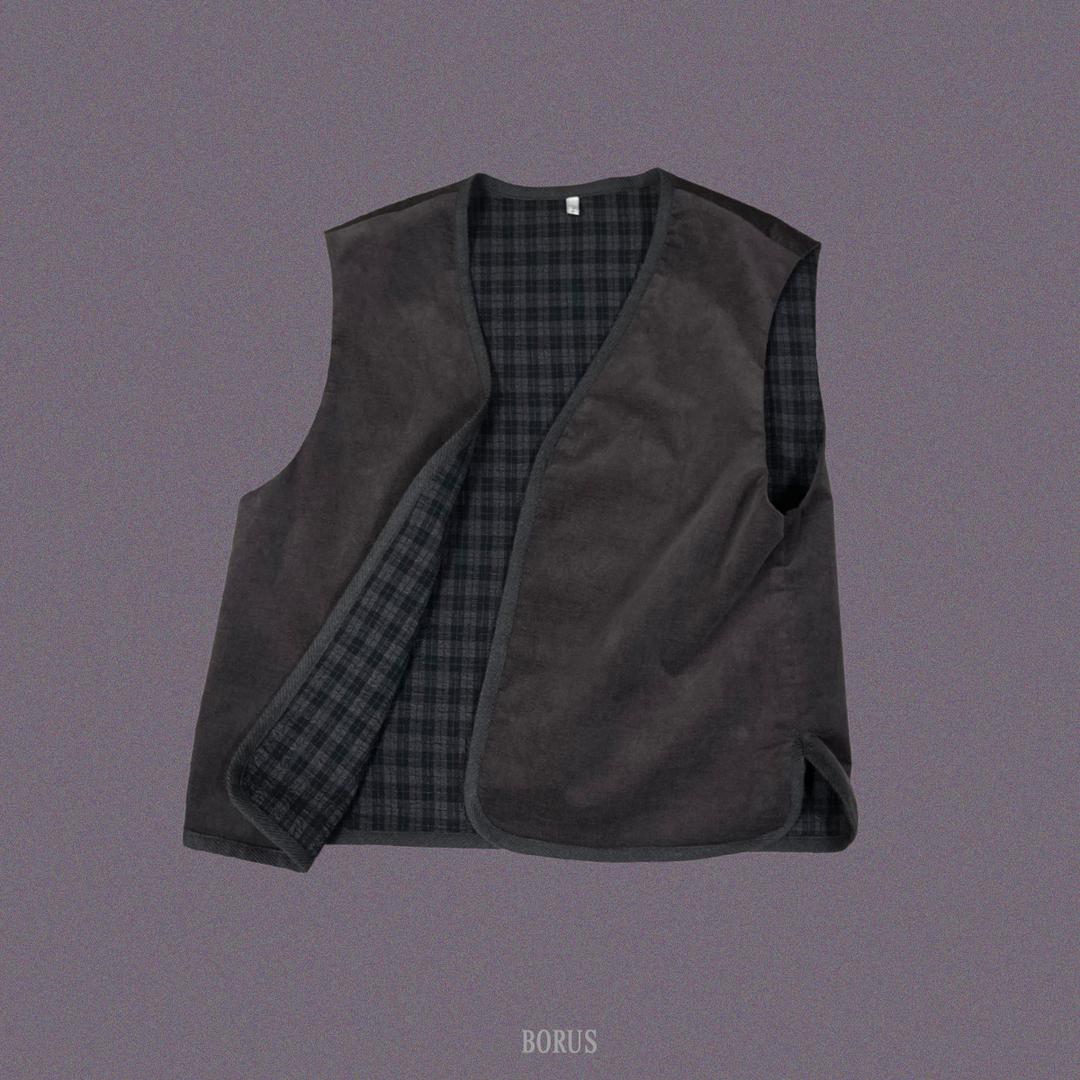 「BORUS」 cotton velvet vest