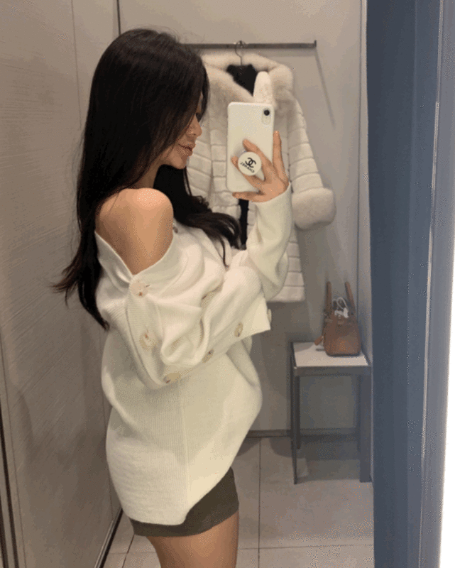 [highqual]세리 울 단추 오프숄더 니트/2color