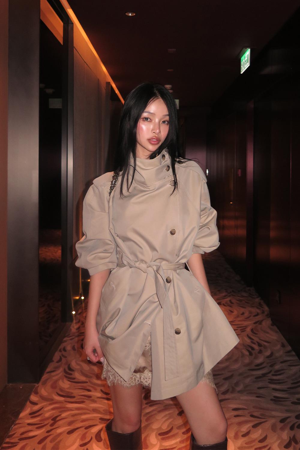 프리오더 | Double Trench Half Coat [BEIGE]