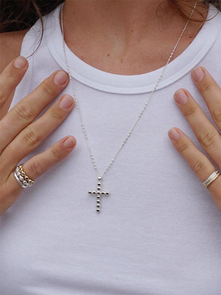 PICO CROSS NECKLACE SILVER BLACK