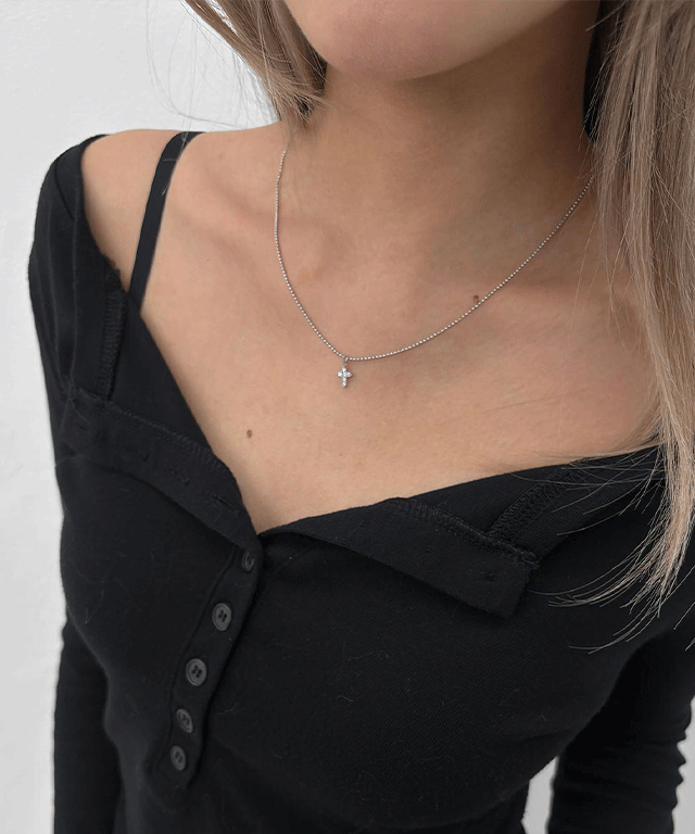 블랙업 율로 큐빅 미니 십자가 목걸이