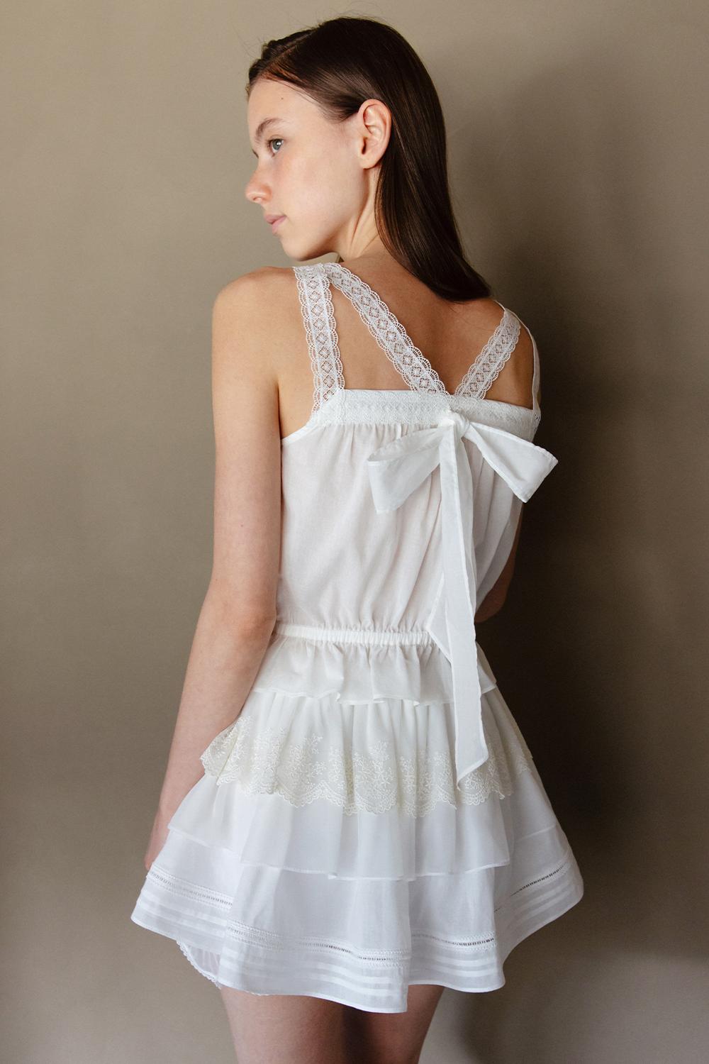 [6월 5일 예약배송] PETUNIA BACK RIBBON SLEEVELESS BLOUSE_TT5S211IV