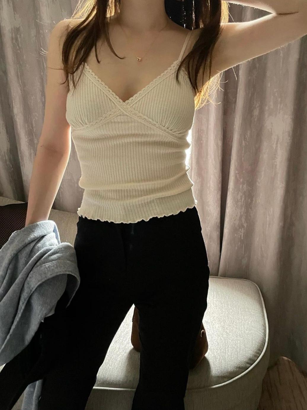 [화이트,크림 바배]레이스나시 골지 여리핏 레이어드 끈나시 이너 슬리브리스(3color)