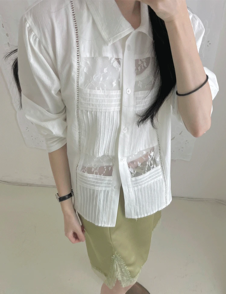 [디테일 추천]로엘 레이스 핀턱 블라우스(1color)