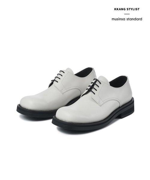 와이드 스퀘어 더비 슈즈 [화이트]