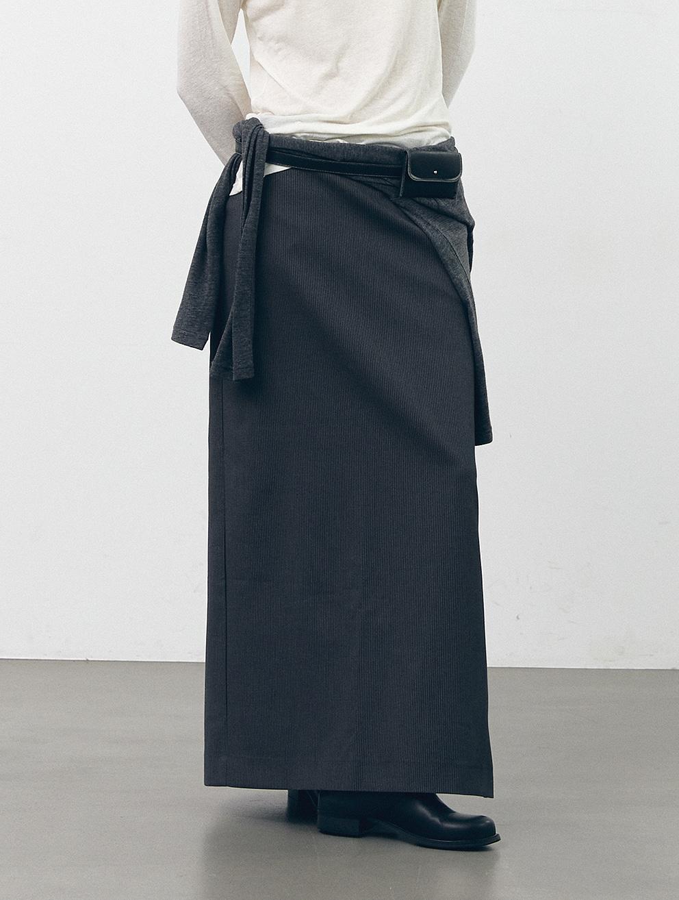 Calm stripe maxi slit skirt (charcoal)