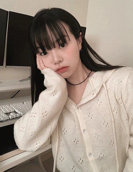 그로잉 펀칭 후드 니트 가디건