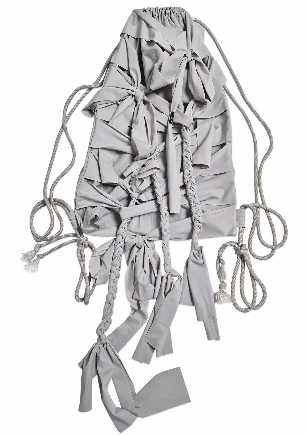 FLUTTER GYM SACK . GRAY
