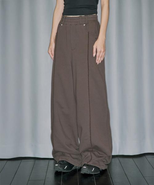 커버 스티치 벨트 와이드 스웨트 팬츠 - DARK BROWN