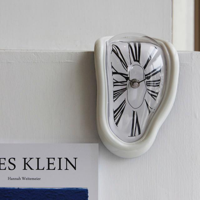 멜팅클락 달리 아르네야콥센 세이코 미니 엔틱 탁상 전자 시계 무소음 알람 디지털 탁상시계