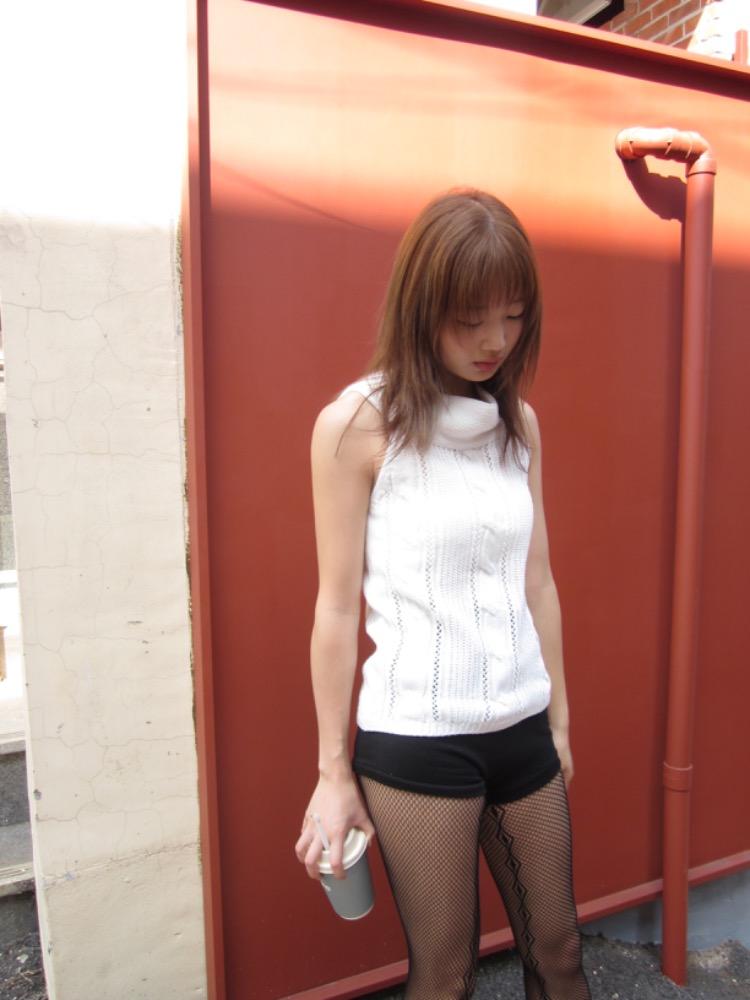 un off knit