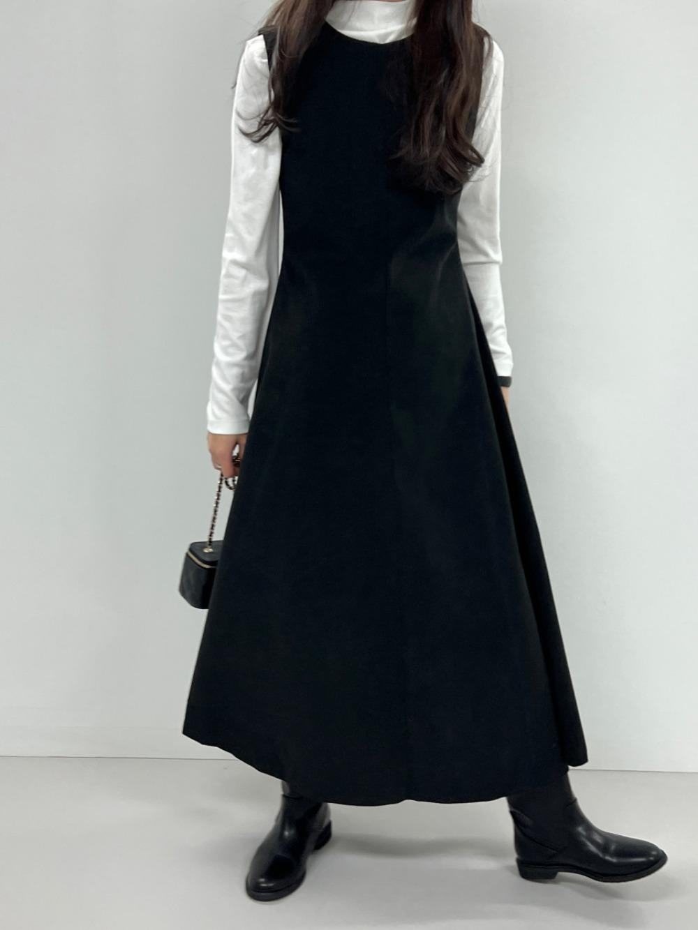 모스 블랙 원피스