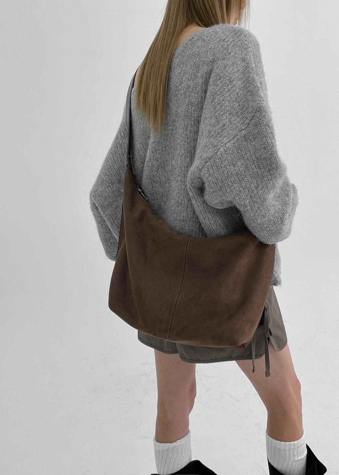 블랙업 [3천개판매] 카멜리 스웨이드 크로스백