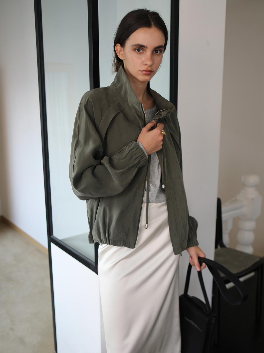 High neck blouson (카키)