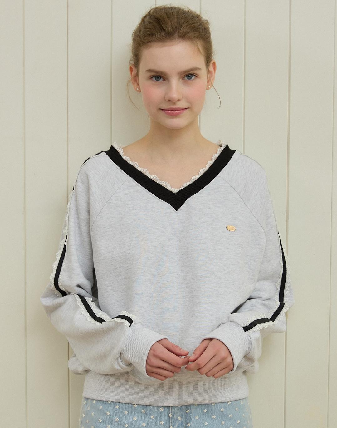 [1차 리오더: 4/8 예약발송] 레이스 포인트 브이넥 스웻셔츠 - Melange Grey