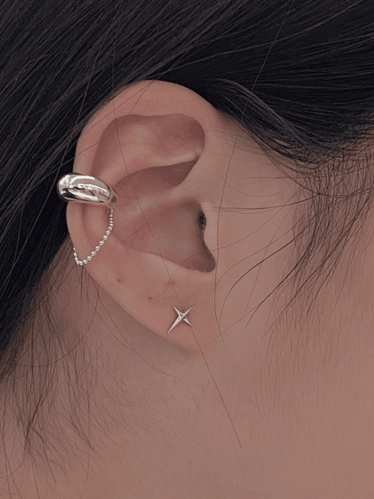 Bold&chain  earcuff
