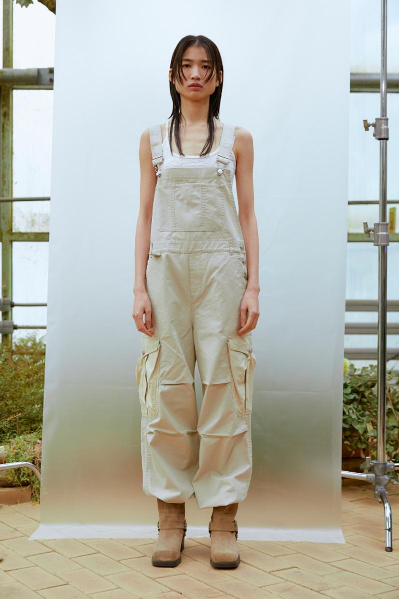 [뉴진스 민지 착용] Cargo Wide Overall (BEIGE)