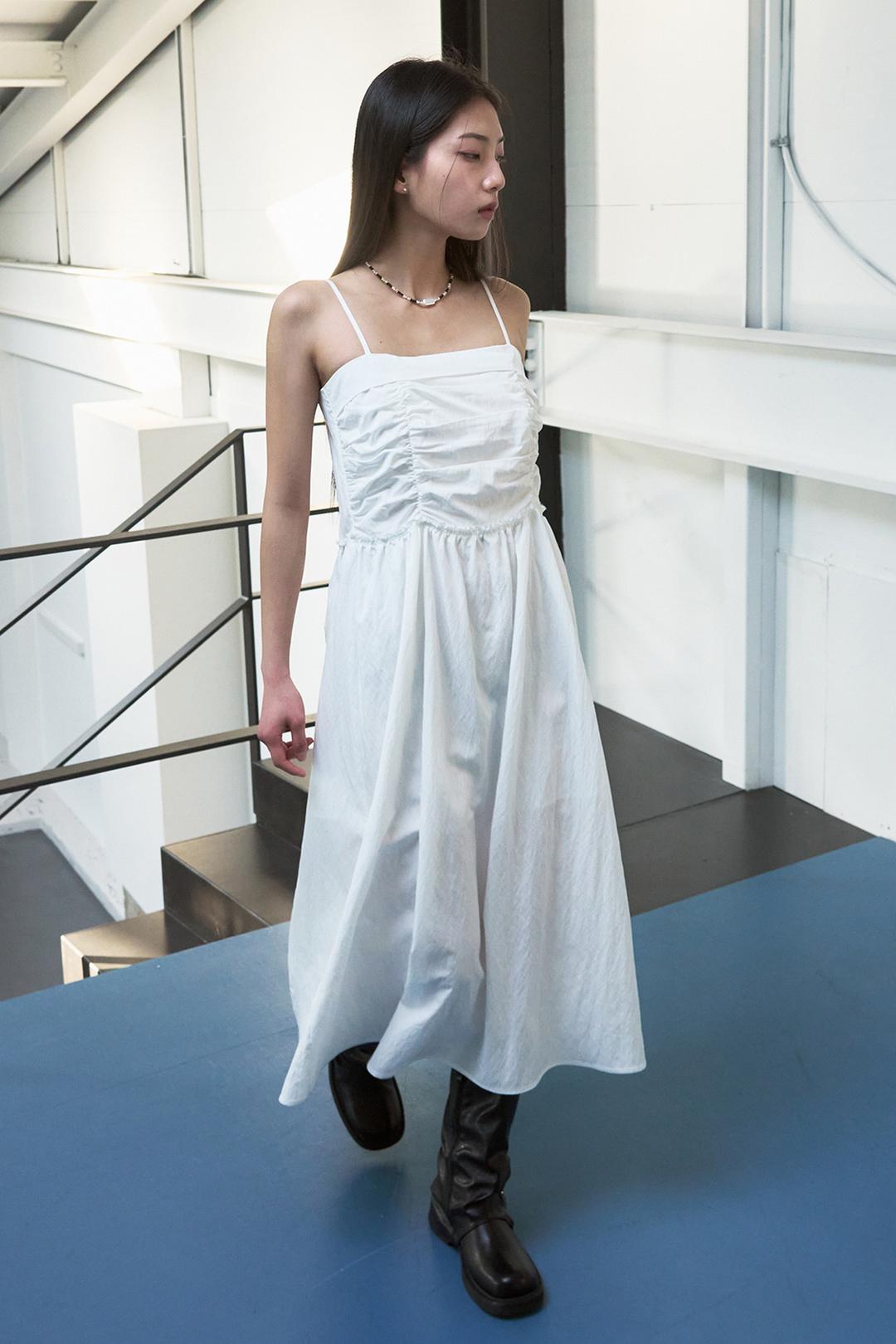 SHIRRING FOG LONG ONE PIECE / WHITE