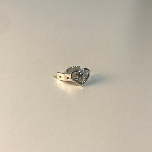 BELT 3 earcuff