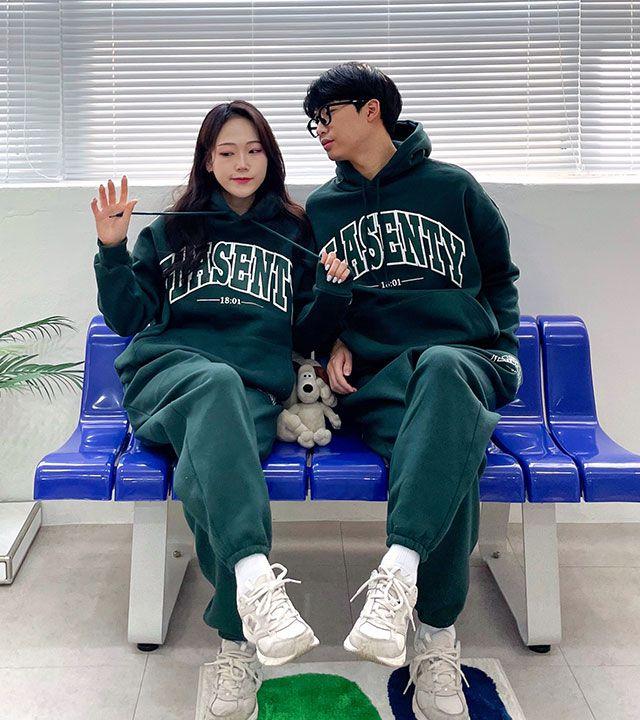 [3컬러] 커플 남녀공용 레터링 봄옷 오버핏 후드티 조거팬츠 트레이닝복 트레이닝 세트 셋업 빅사이즈 커플티 커플륵 시밀러룩