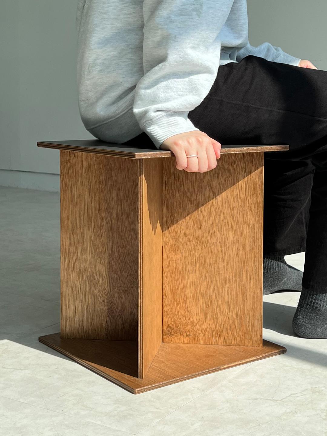 Mag - Magazine stool (컬러 선택 가능, 주문제작 1~3주 소요)