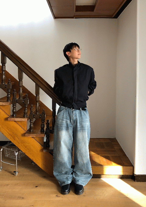 하이넥 버튼 크롭 니트집업