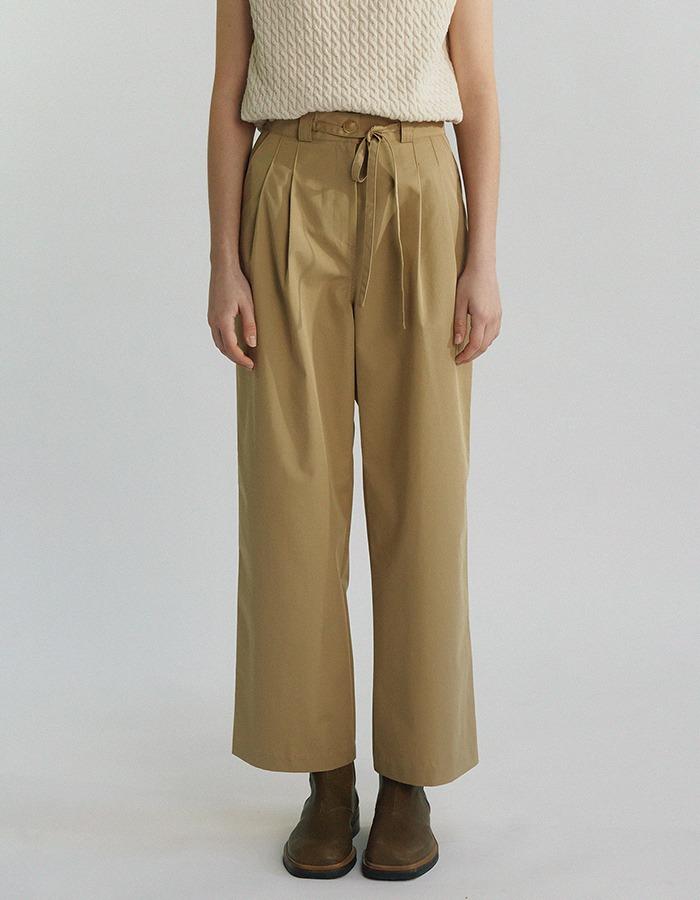VERSCENT) Pintuck strap pants (classic beige) 2차 재입고