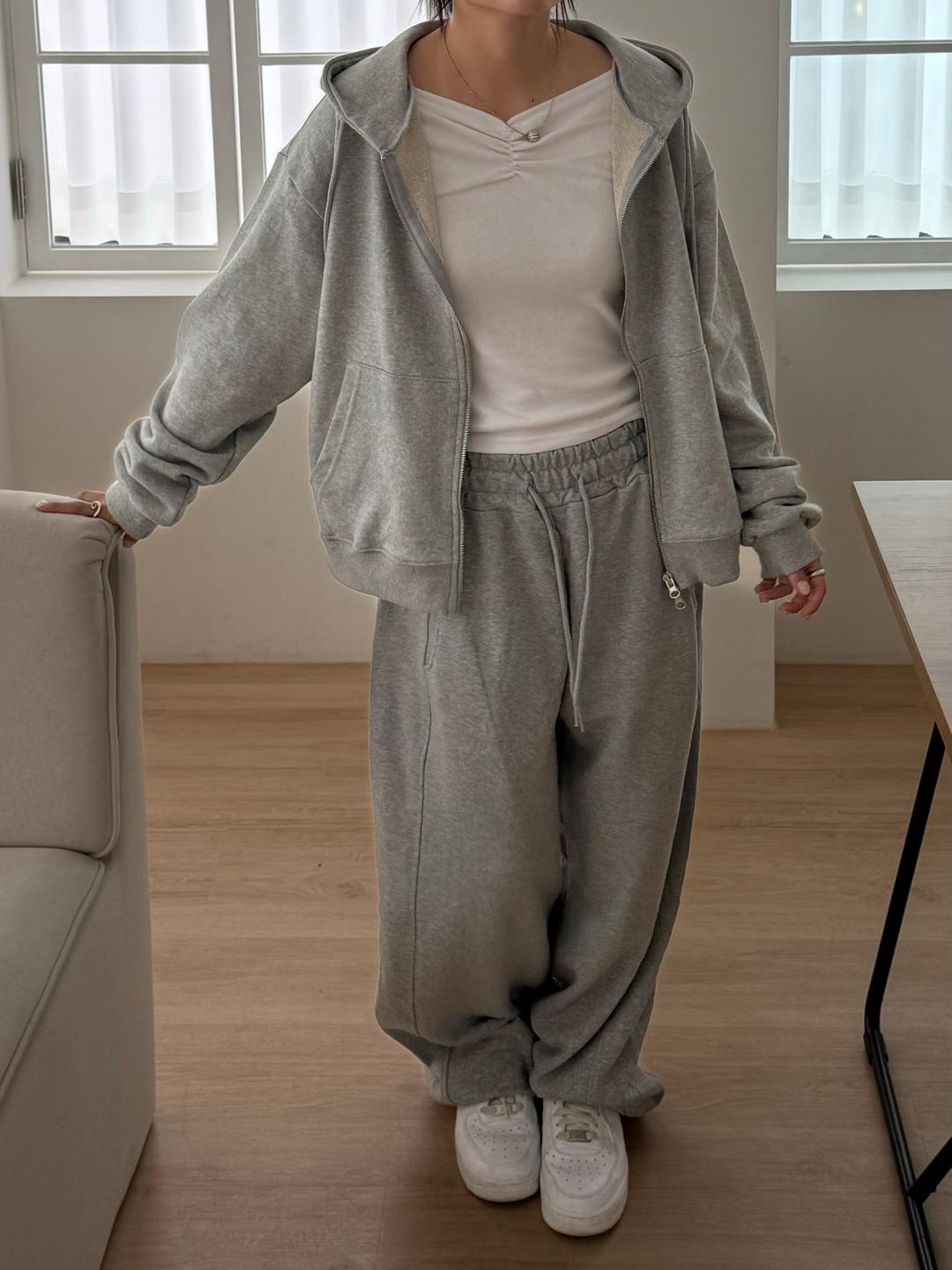 BOLD HOOD ZIP UP (5 COLORS)