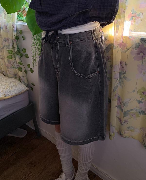 비죠 버뮤다 데님 반바지 (black)