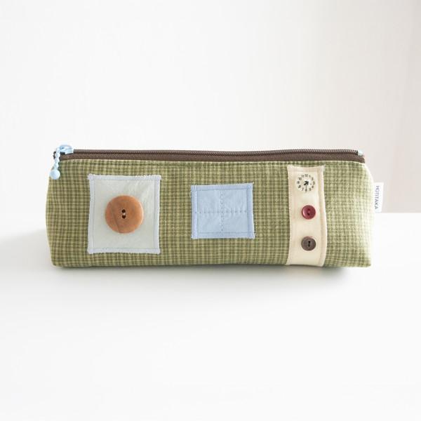 창문과 문고리가 달린 연필집(16)