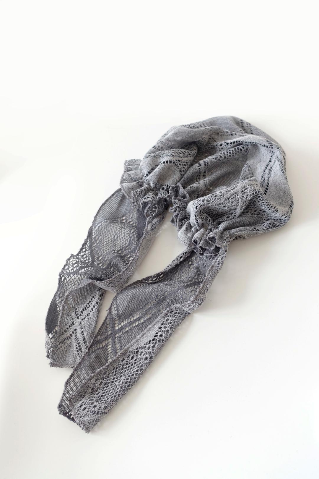 knitted tie-up bandana