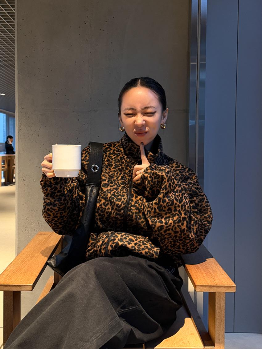 비키 호피 후리스 점퍼 (unisex)